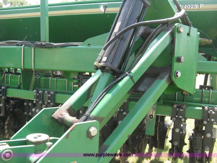 image for item H5279 2004 Great Plains 3N-4025P precision no-till drill