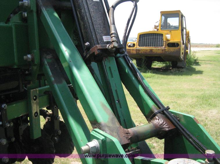 image for item H5279 2004 Great Plains 3N-4025P precision no-till drill