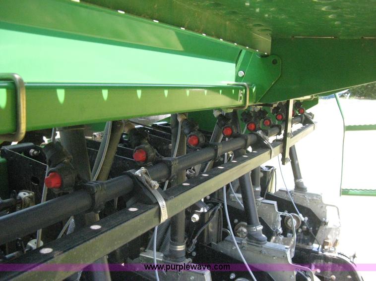 image for item H5279 2004 Great Plains 3N-4025P precision no-till drill