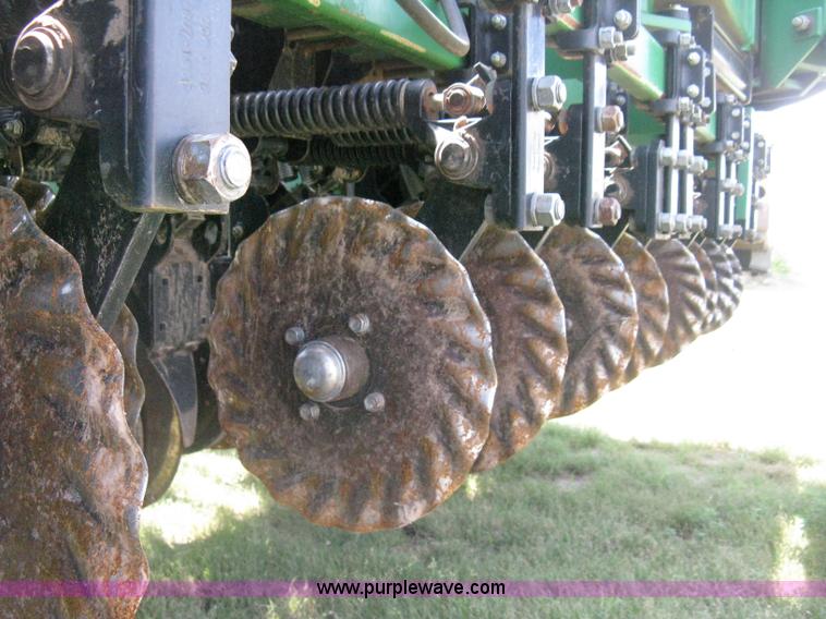 image for item H5279 2004 Great Plains 3N-4025P precision no-till drill