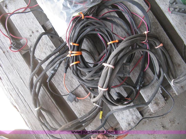 image for item H5279 2004 Great Plains 3N-4025P precision no-till drill