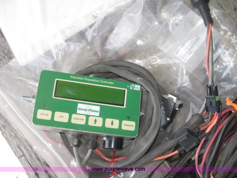 image for item H5279 2004 Great Plains 3N-4025P precision no-till drill