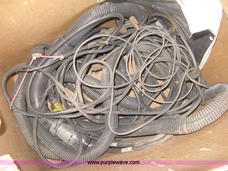 image for item H5279 2004 Great Plains 3N-4025P precision no-till drill