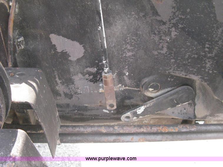 image for item H5302 1982 Massey Ferguson 274 MFWD tractor