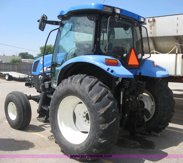 image for item H5310 2004 New Holland TS100A tractor