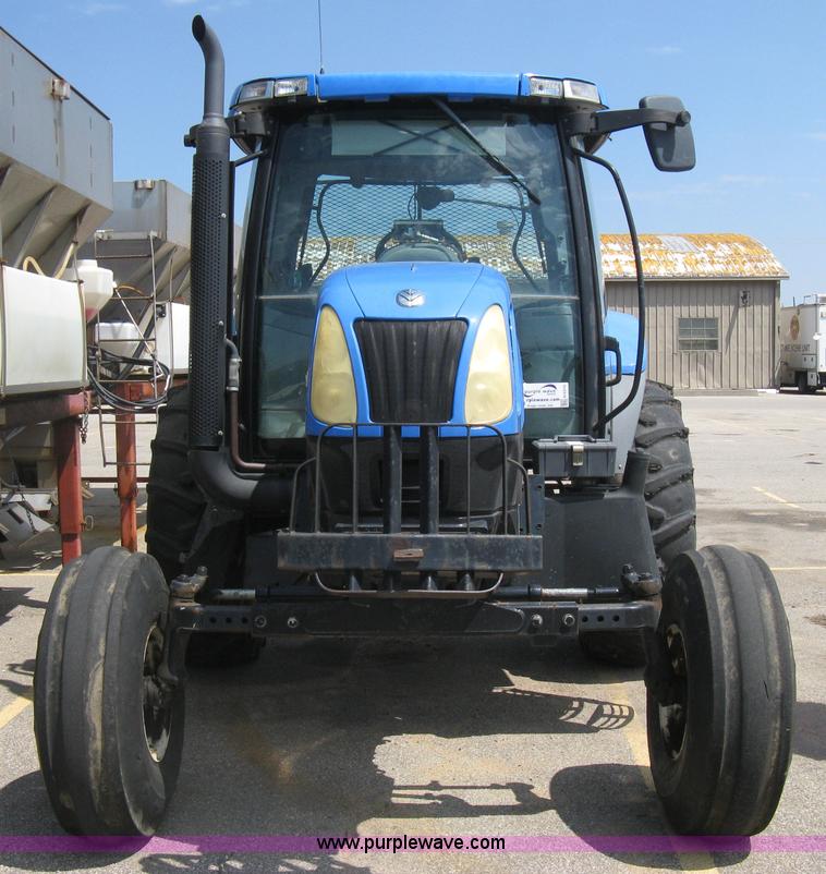 image for item H5310 2004 New Holland TS100A tractor