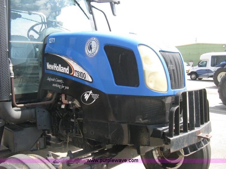 image for item H5310 2004 New Holland TS100A tractor