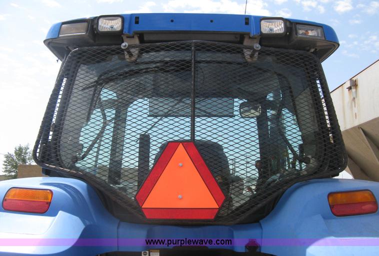 image for item H5310 2004 New Holland TS100A tractor