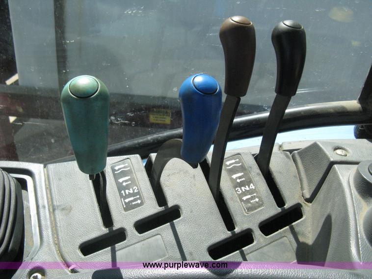 image for item H5310 2004 New Holland TS100A tractor