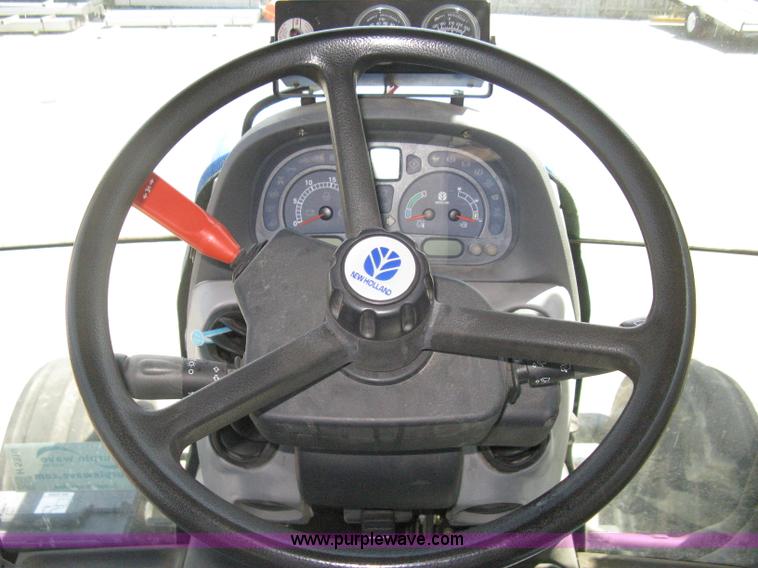 image for item H5310 2004 New Holland TS100A tractor