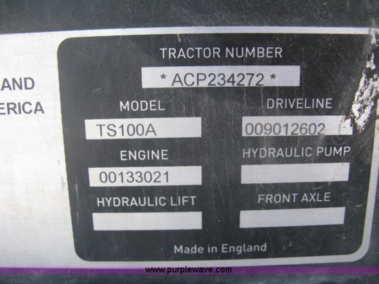 image for item H5310 2004 New Holland TS100A tractor