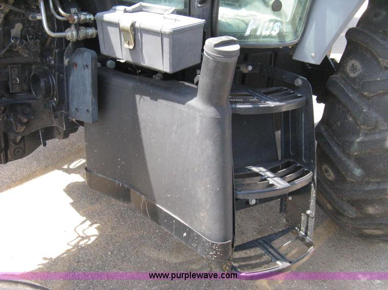 image for item H5310 2004 New Holland TS100A tractor