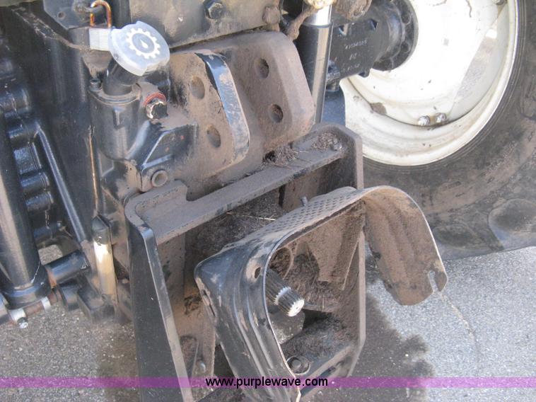 image for item H5310 2004 New Holland TS100A tractor