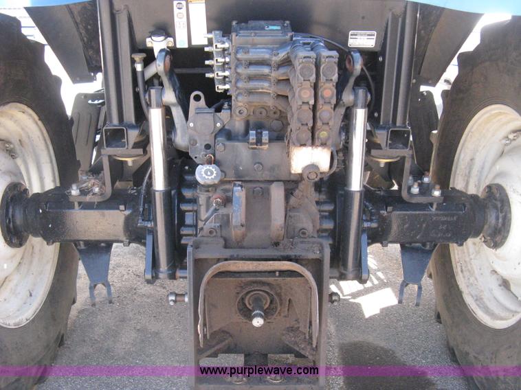 image for item H5310 2004 New Holland TS100A tractor