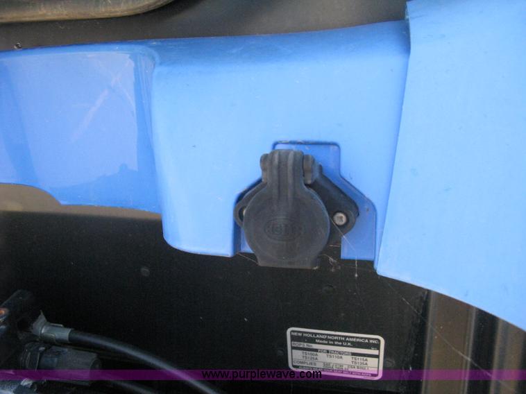 image for item H5310 2004 New Holland TS100A tractor