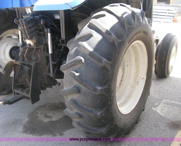 image for item H5310 2004 New Holland TS100A tractor