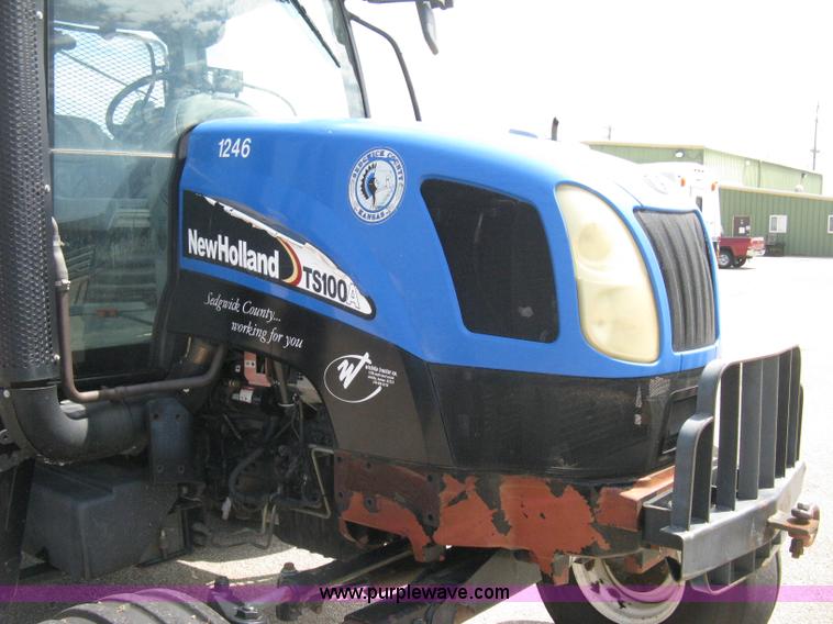 image for item H5311 2004 New Holland TS100A Plus tractor