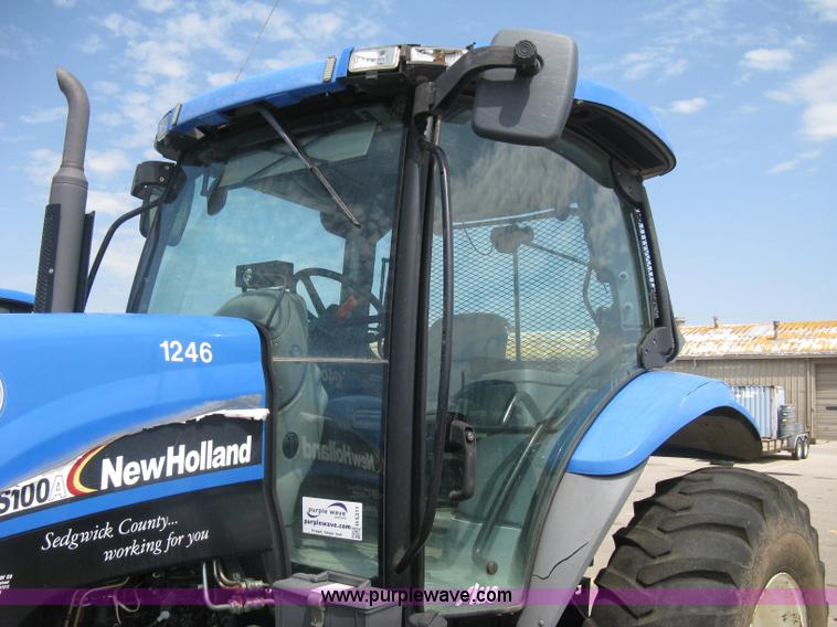 image for item H5311 2004 New Holland TS100A Plus tractor