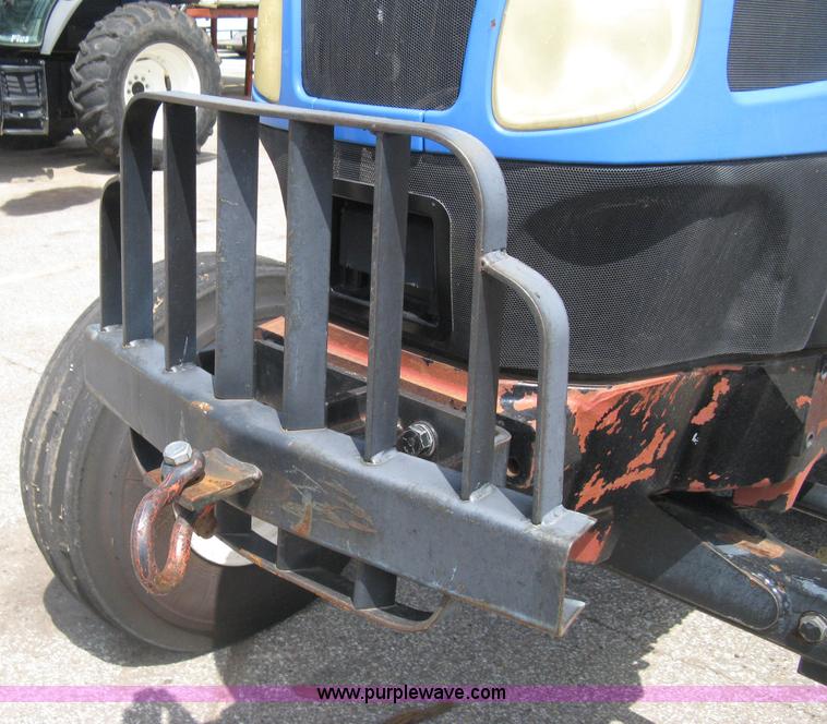 image for item H5311 2004 New Holland TS100A Plus tractor