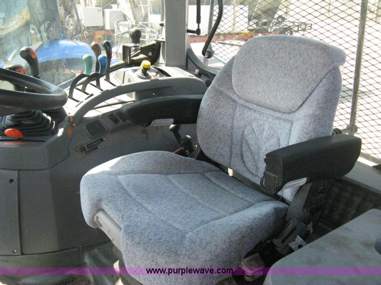 image for item H5311 2004 New Holland TS100A Plus tractor