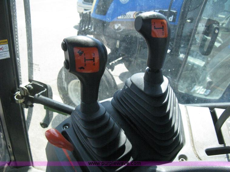 image for item H5311 2004 New Holland TS100A Plus tractor