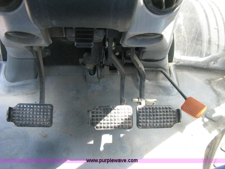 image for item H5311 2004 New Holland TS100A Plus tractor