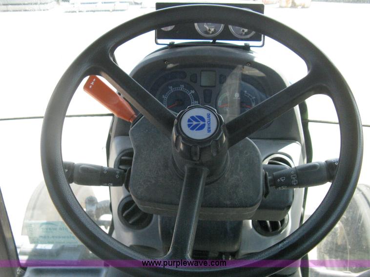 image for item H5311 2004 New Holland TS100A Plus tractor