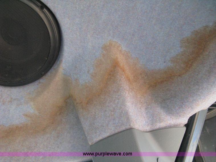 image for item H5311 2004 New Holland TS100A Plus tractor