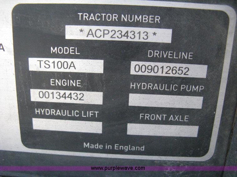 image for item H5311 2004 New Holland TS100A Plus tractor