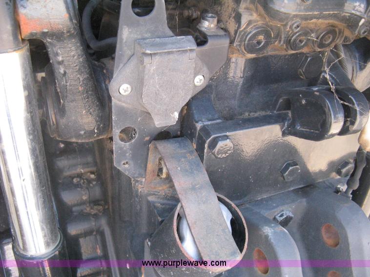 image for item H5311 2004 New Holland TS100A Plus tractor