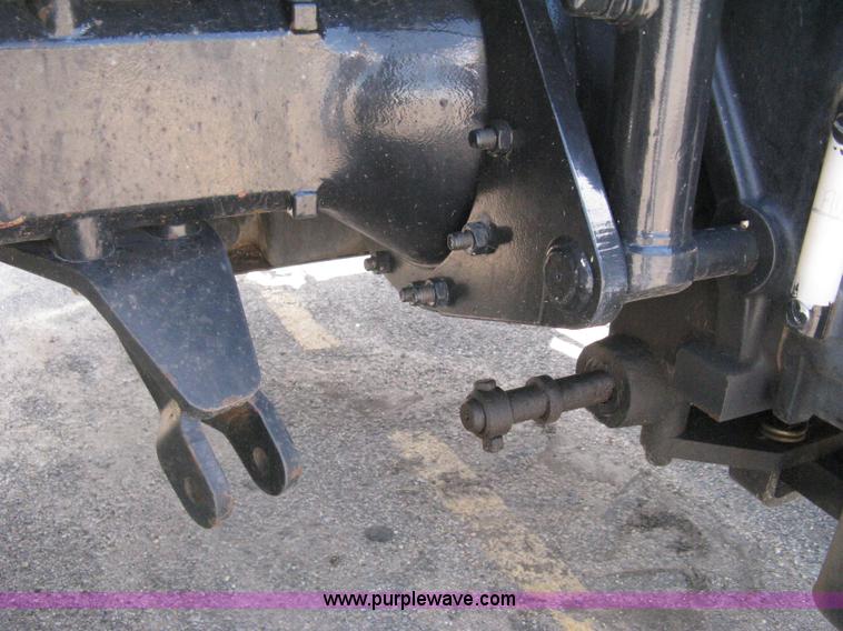 image for item H5311 2004 New Holland TS100A Plus tractor