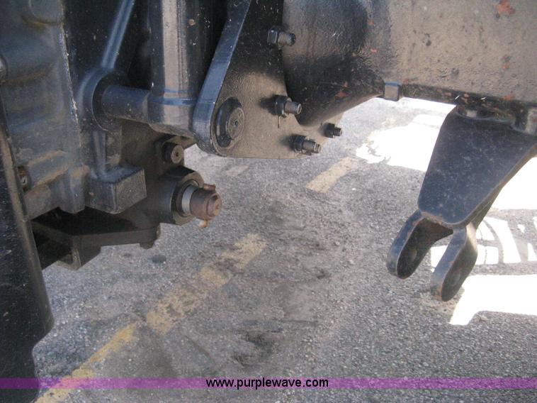 image for item H5311 2004 New Holland TS100A Plus tractor