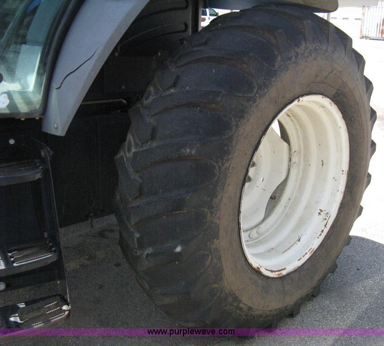 image for item H5311 2004 New Holland TS100A Plus tractor