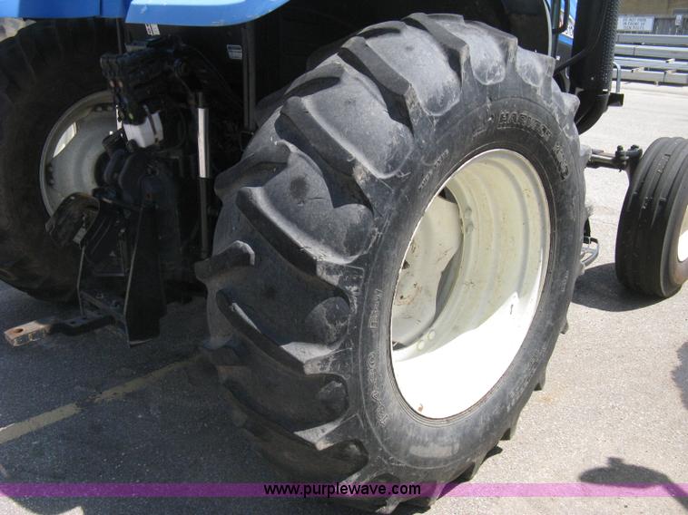 image for item H5311 2004 New Holland TS100A Plus tractor