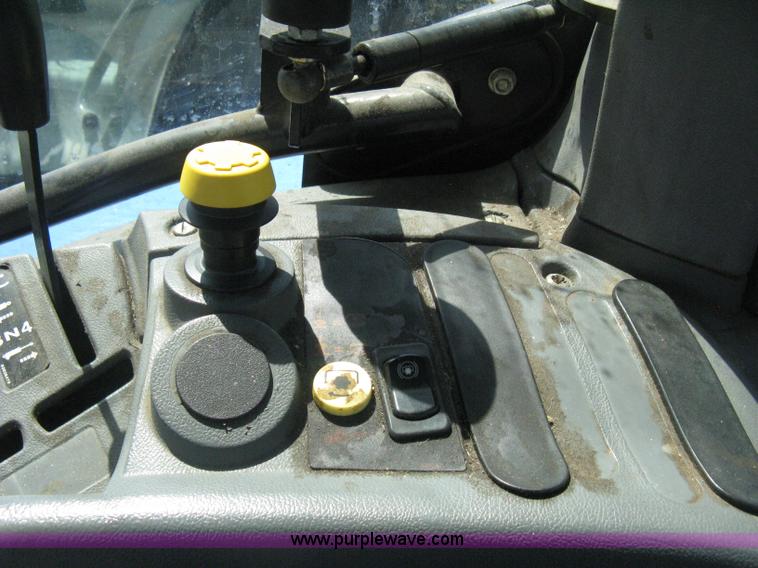 image for item H5312 2004 New Holland TS100A Plus tractor