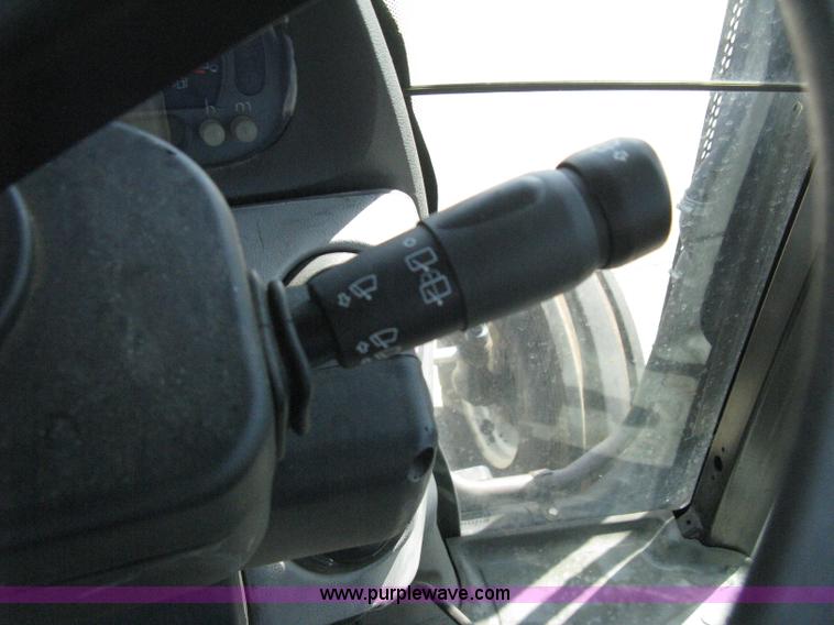 image for item H5312 2004 New Holland TS100A Plus tractor