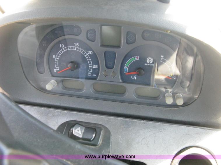 image for item H5312 2004 New Holland TS100A Plus tractor