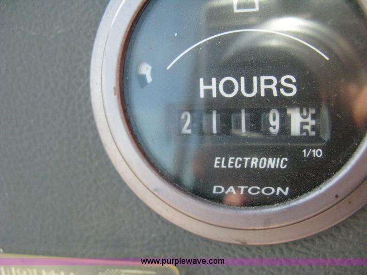 image for item H5312 2004 New Holland TS100A Plus tractor