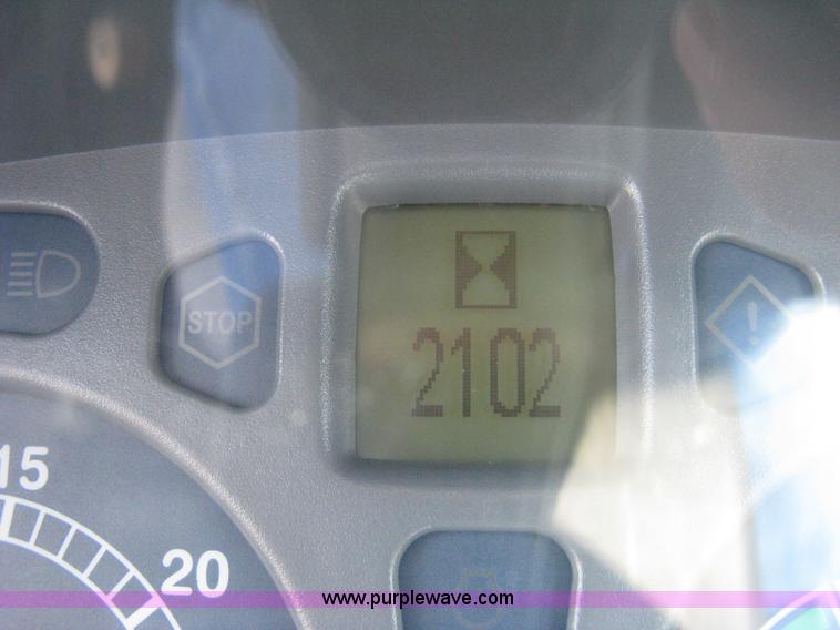 image for item H5312 2004 New Holland TS100A Plus tractor