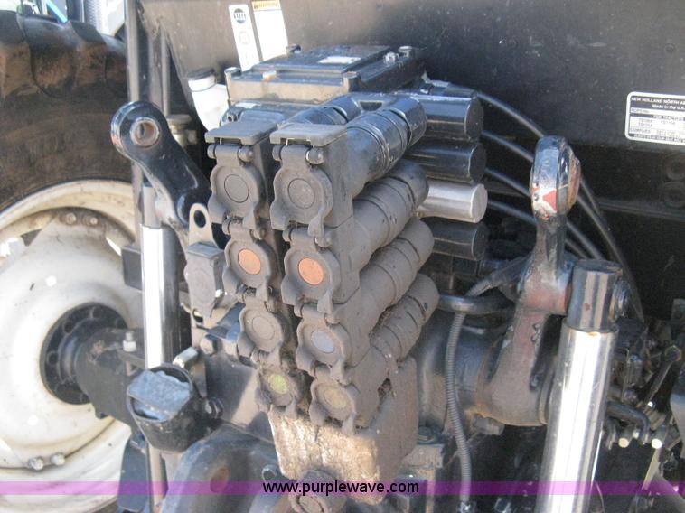 image for item H5312 2004 New Holland TS100A Plus tractor