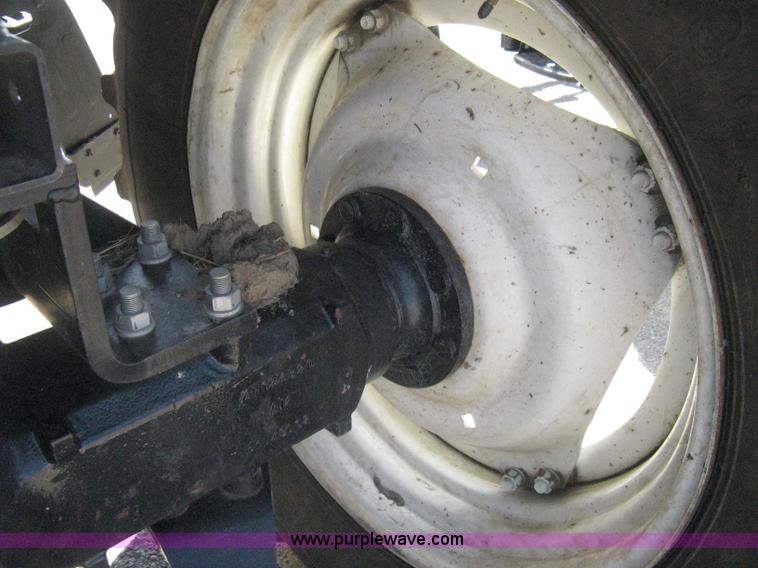 image for item H5312 2004 New Holland TS100A Plus tractor