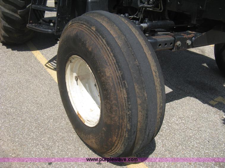 image for item H5312 2004 New Holland TS100A Plus tractor