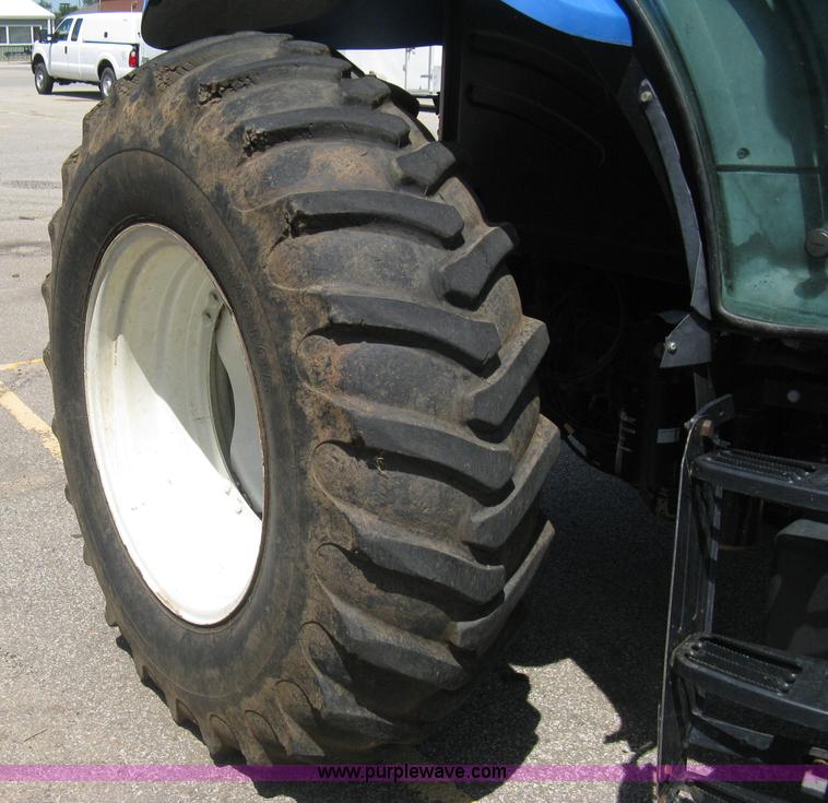 image for item H5312 2004 New Holland TS100A Plus tractor