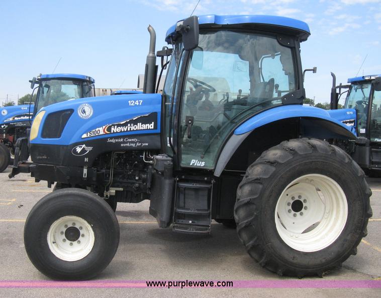 image for item H5313 2004 New Holland TS100A Plus tractor