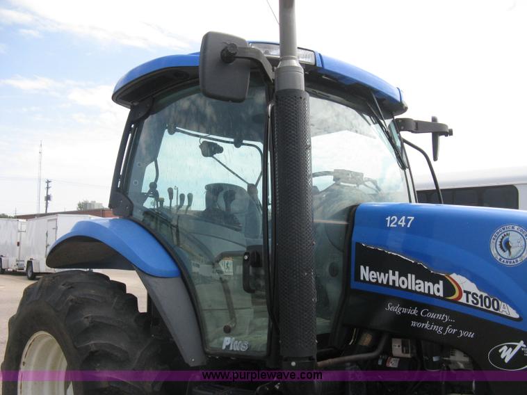 image for item H5313 2004 New Holland TS100A Plus tractor