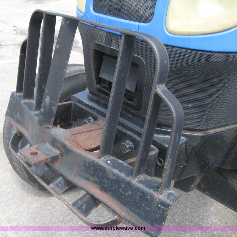 image for item H5313 2004 New Holland TS100A Plus tractor