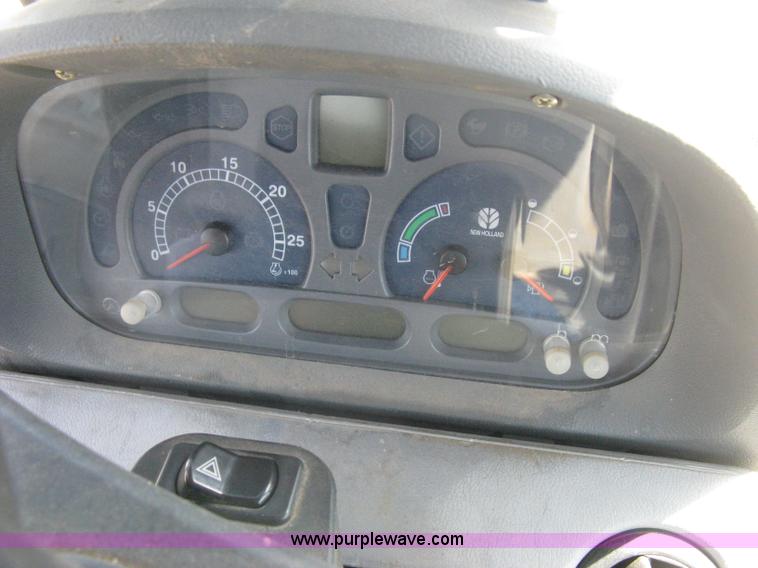 image for item H5313 2004 New Holland TS100A Plus tractor