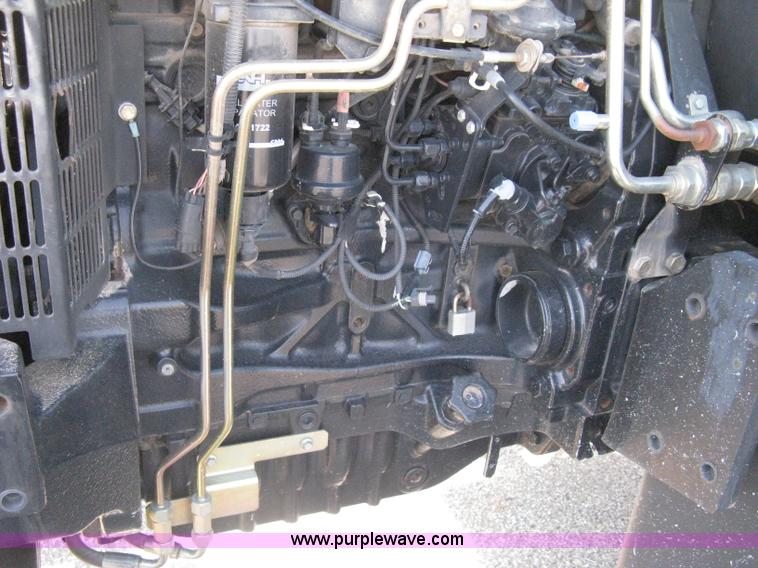 image for item H5313 2004 New Holland TS100A Plus tractor