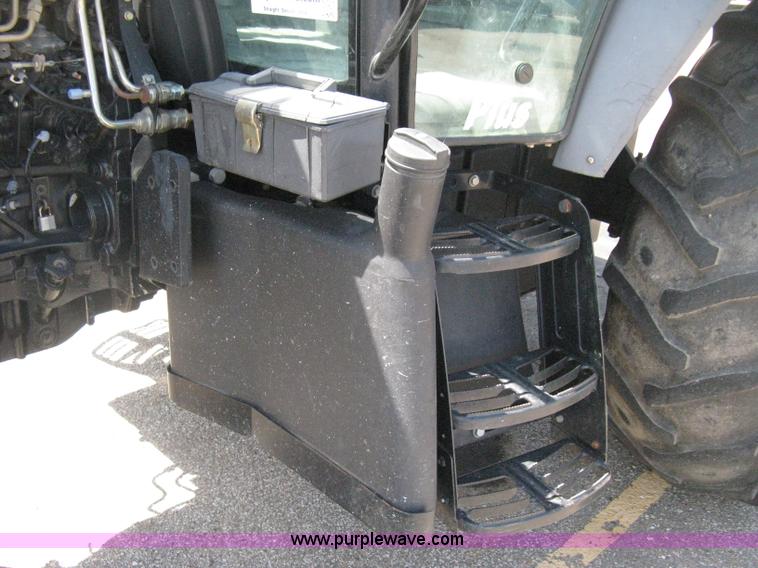 image for item H5313 2004 New Holland TS100A Plus tractor