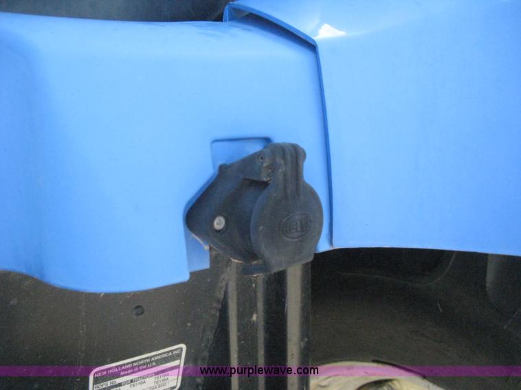 image for item H5313 2004 New Holland TS100A Plus tractor